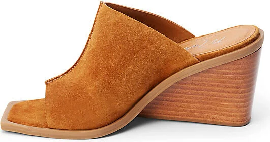 Lillie Wedge Heeled Sandals - Image 3