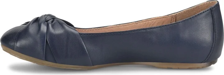 Lilly Twist Pointed Toe Flat - Image 8