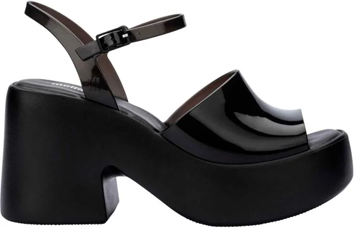 Lina Platform Sandal - Black