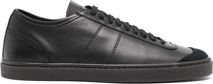 Linoleum leather sneakers