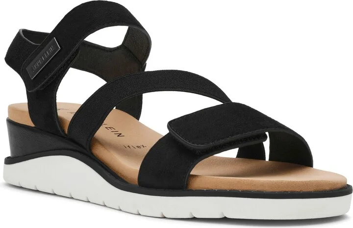 Lionela Wedge Sneaker