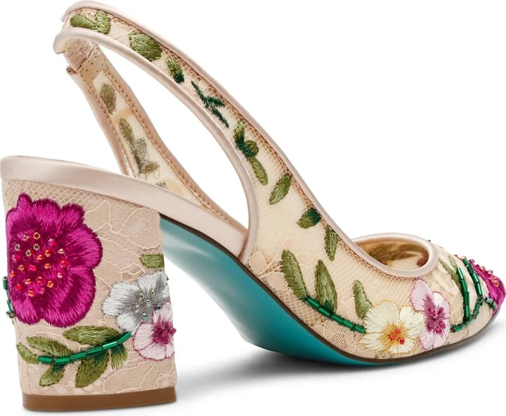 Lira Pointed Toe Slingback Pump - Image 9