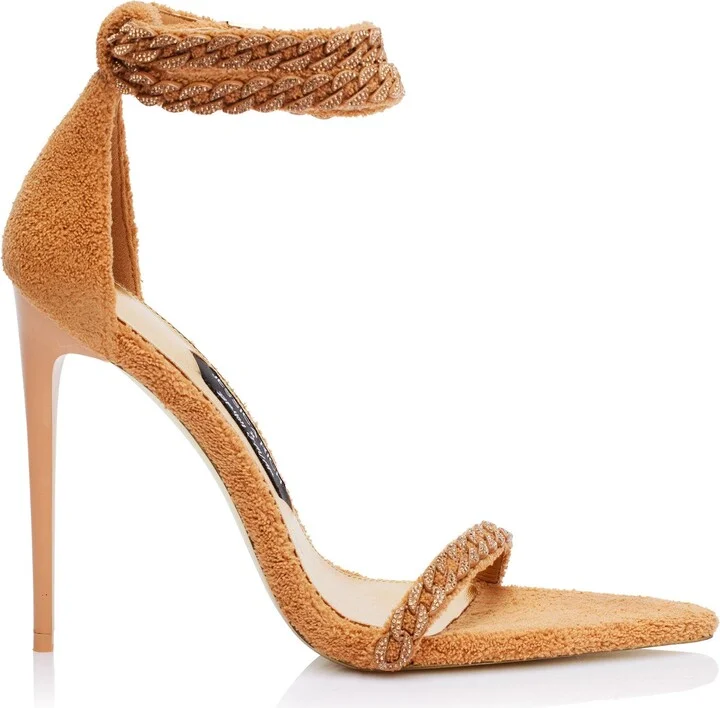 Lisa Sandal