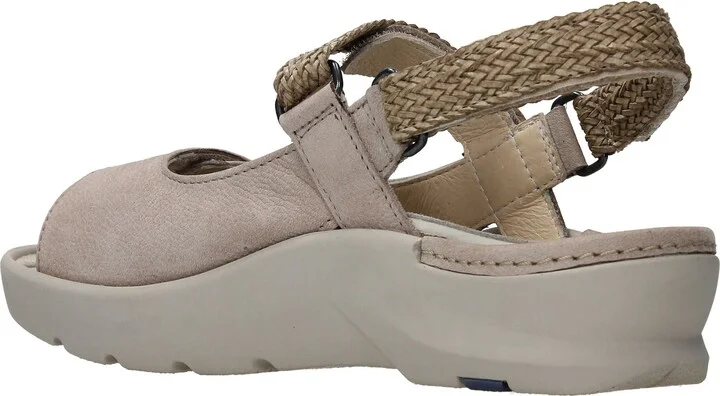 Lisse Slingback Sandal - Image 6