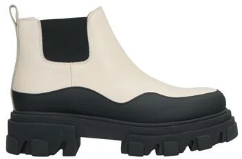 Liviana Conti Woman Ankle boots