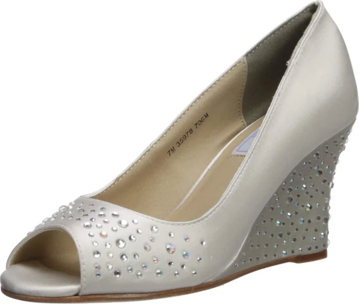 Liz Rene Couture Women's Kathy Pump