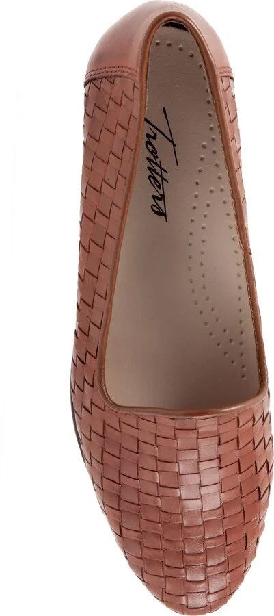 Liz Slip-On Loafer - Image 5