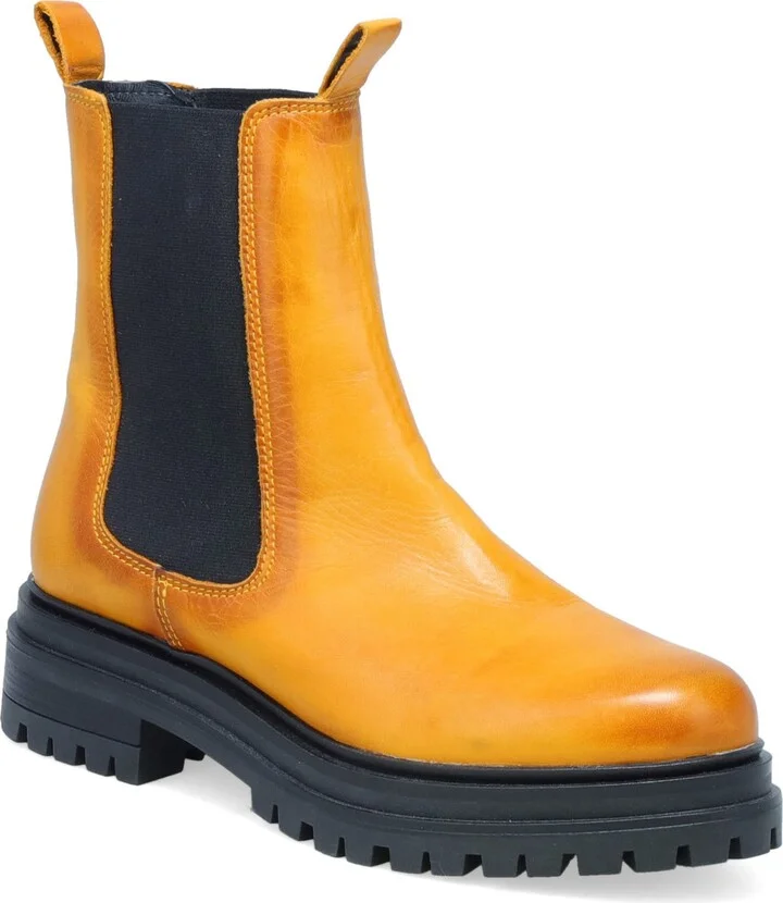 Lizette Chelsea Boot