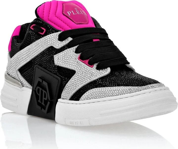 Lo-Top Crystal Sneakers Phantom $Treet