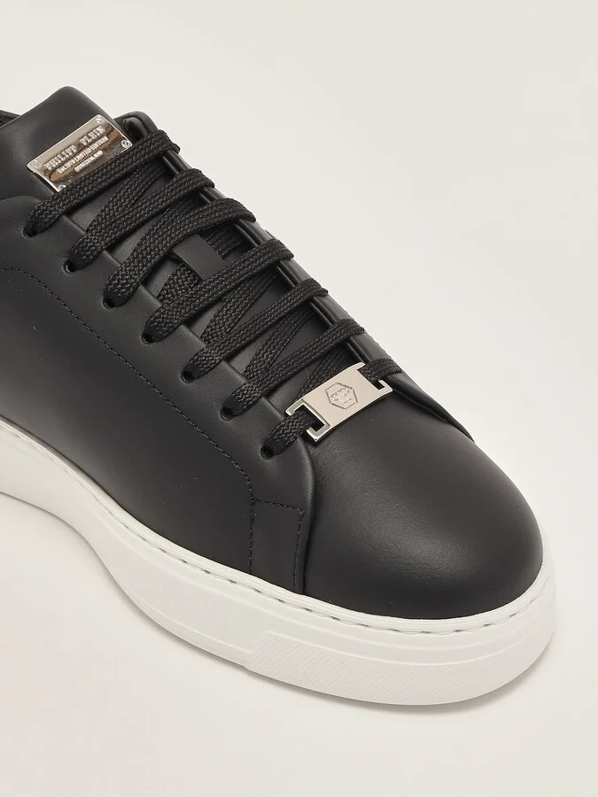 Lo-top Hexagon Sneaker - Image 5