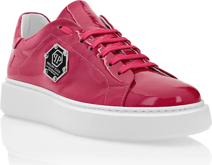 Lo-Top Sneakers
