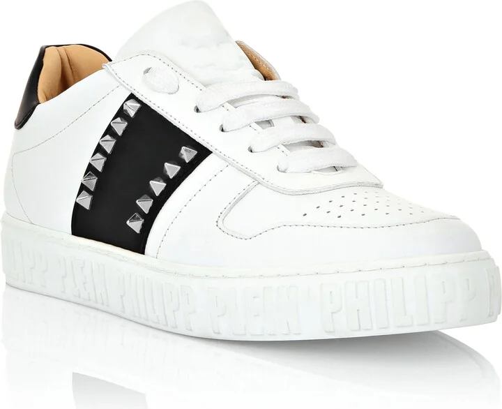 Lo-Top Sneakers Studs