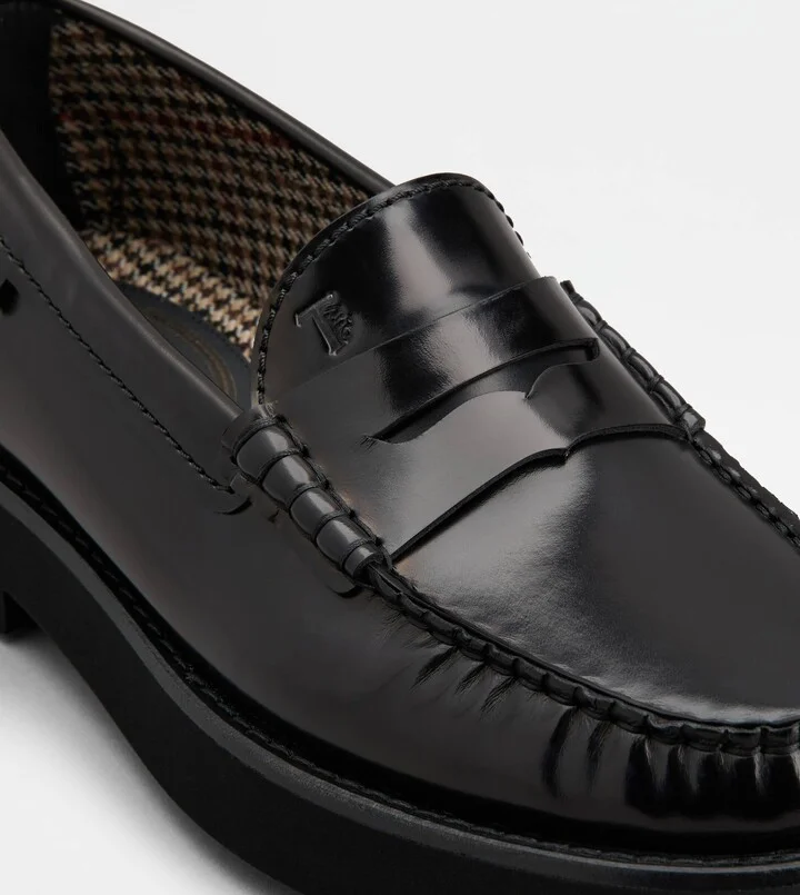 Loafer in Leather - Image 5