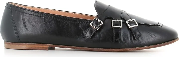 Loafer Lipstick.t.0