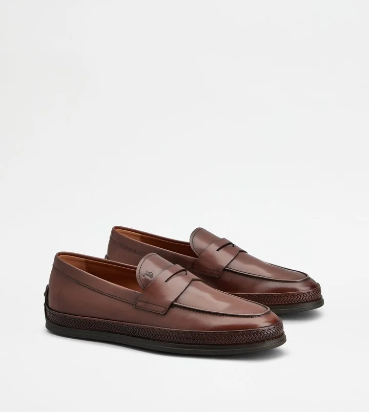 Loafers in Leather - Image 2