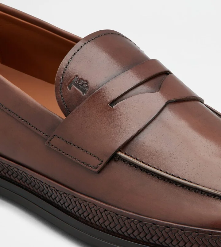 Loafers in Leather - Image 5