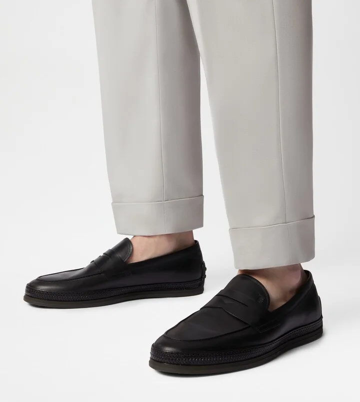 Loafers in Leather - Image 6