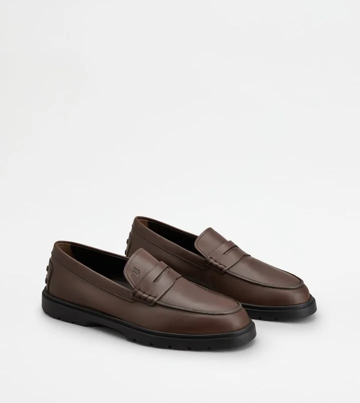 Loafers in Leather - Image 2