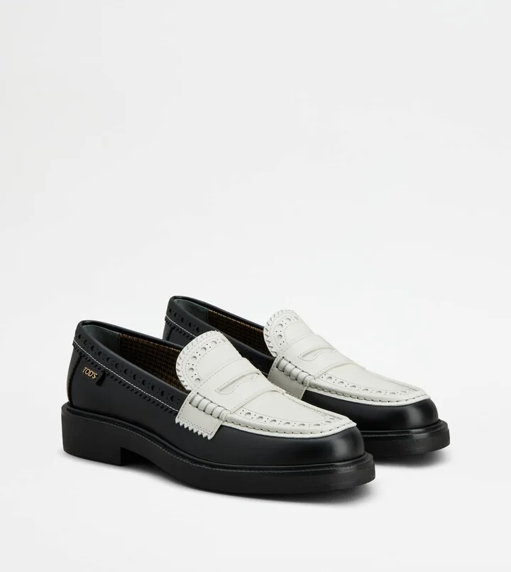 Loafers in Leather - Image 2
