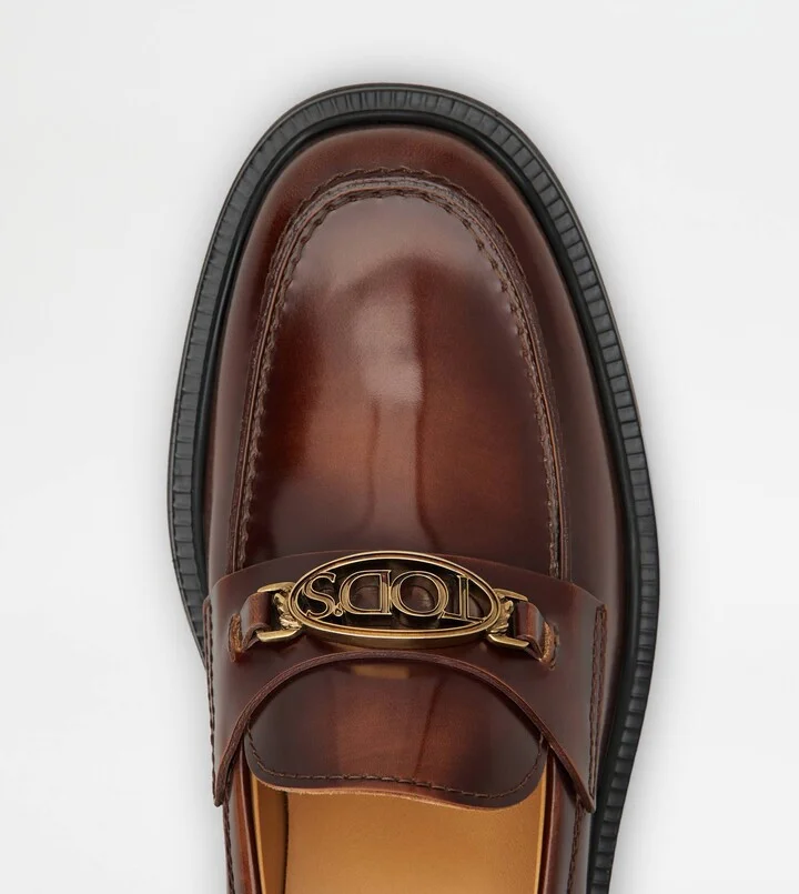 Loafers in Leather - Image 5