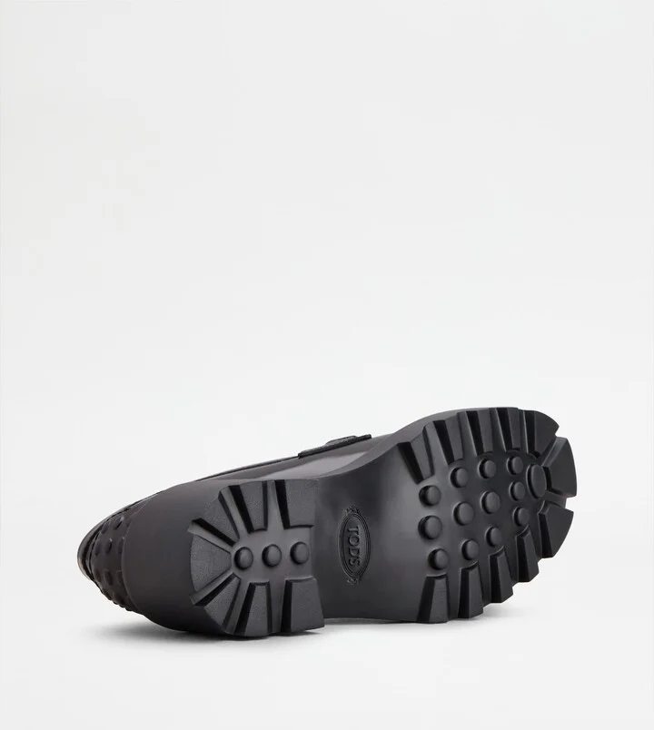 Loafers in Leather - Image 4
