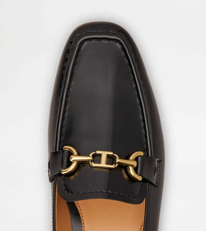 Loafers in Leather - Image 5