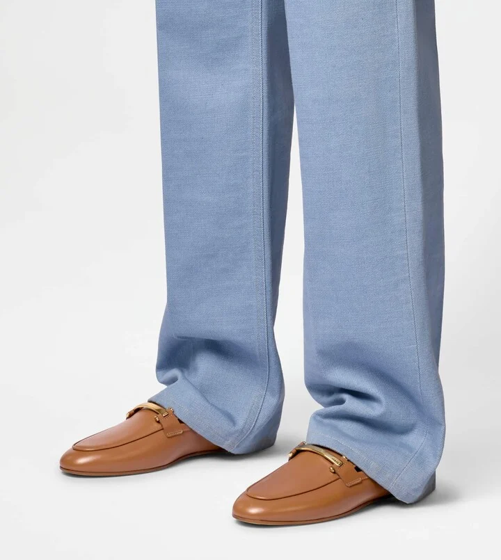 Loafers in Leather - Image 6