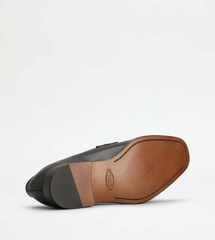Loafers in Leather - Image 4