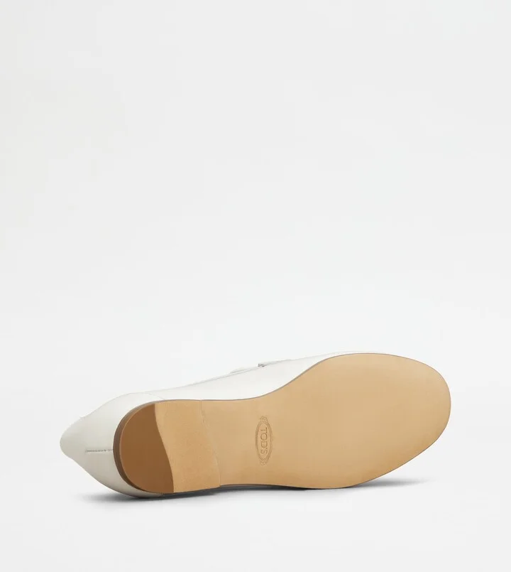 Loafers in Leather - Image 4