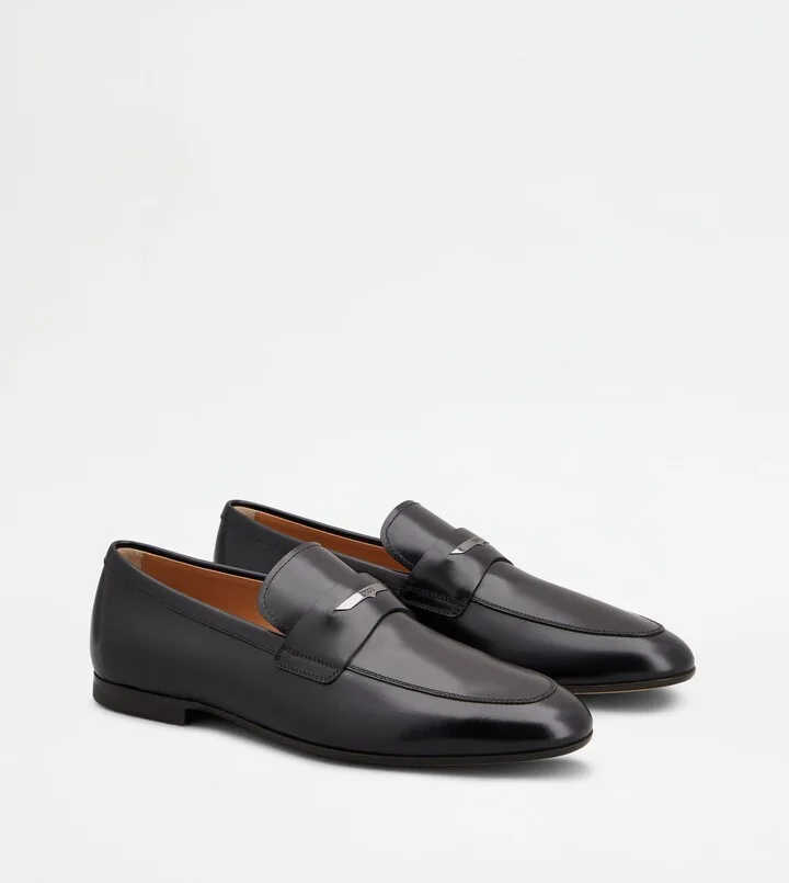 Loafers in Leather - Image 4