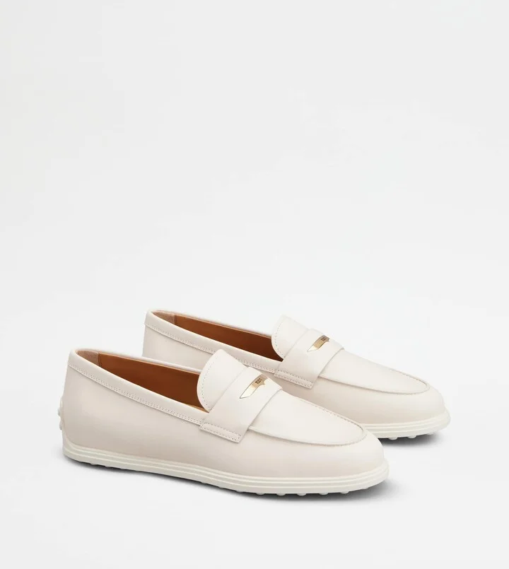Loafers in Leather - Image 2