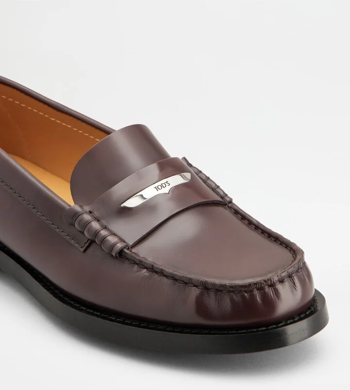 Loafers in Leather - Image 5
