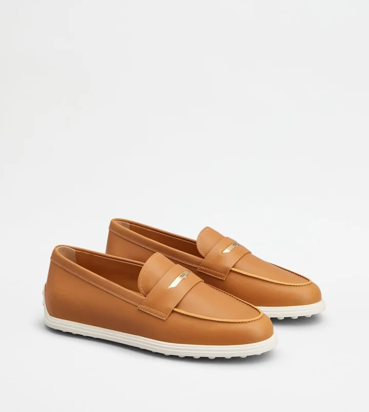 Loafers in Leather - Image 2