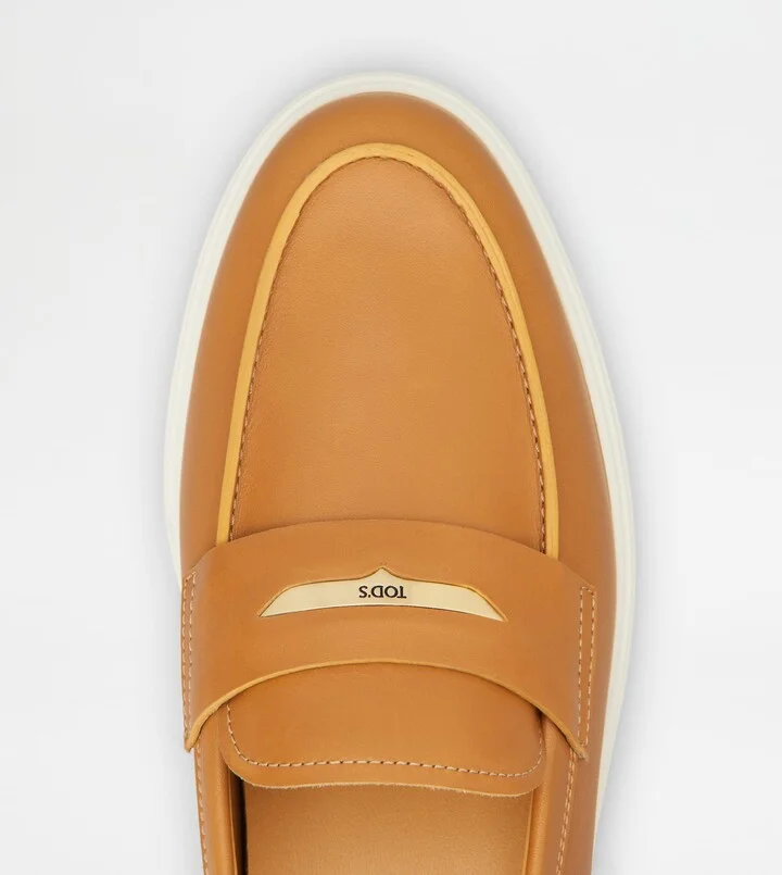 Loafers in Leather - Image 5