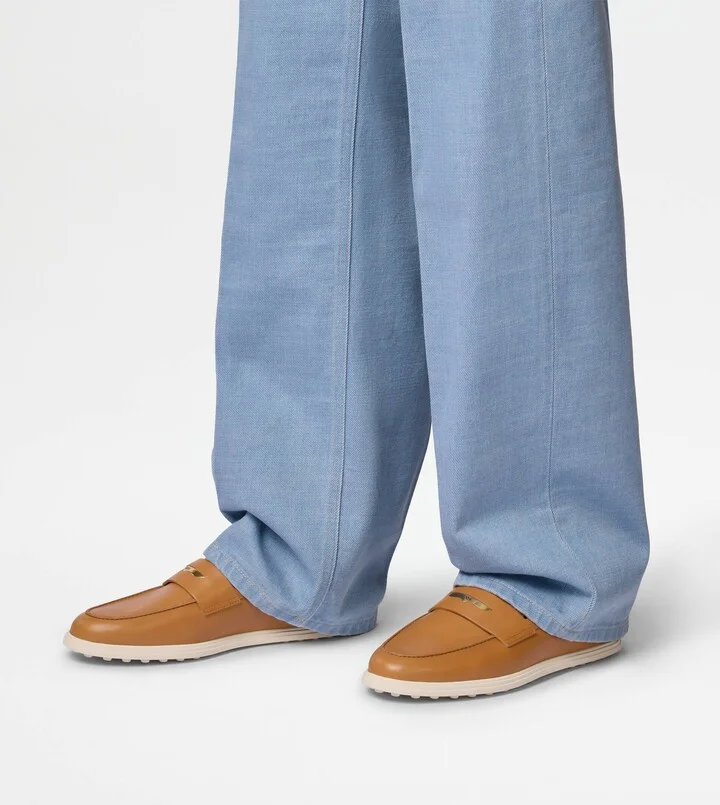 Loafers in Leather - Image 7