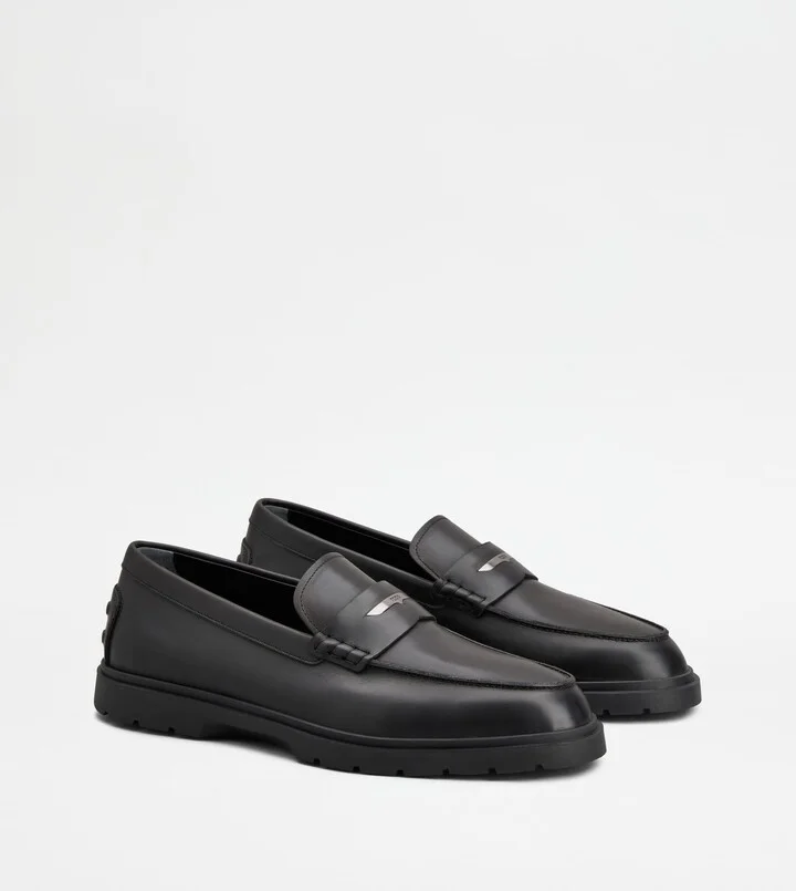 Loafers in Leather - Image 2