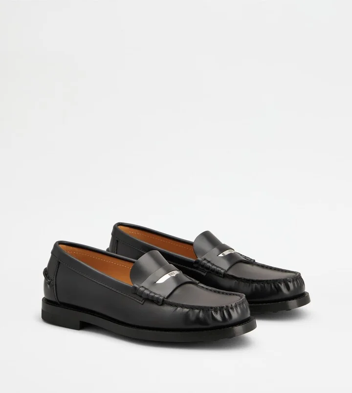 Loafers in Leather - Image 2
