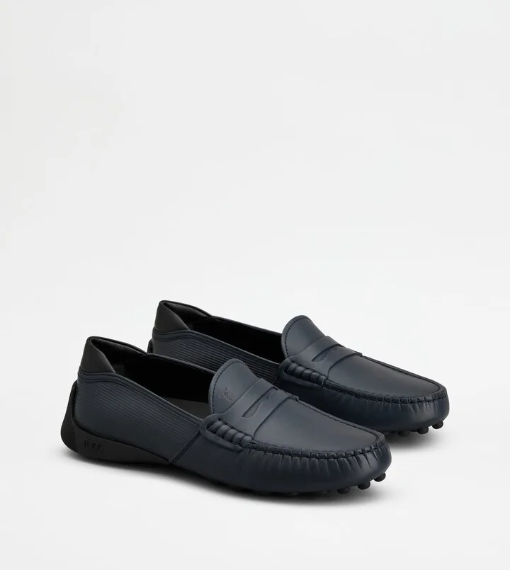 Loafers in Leather - Image 2