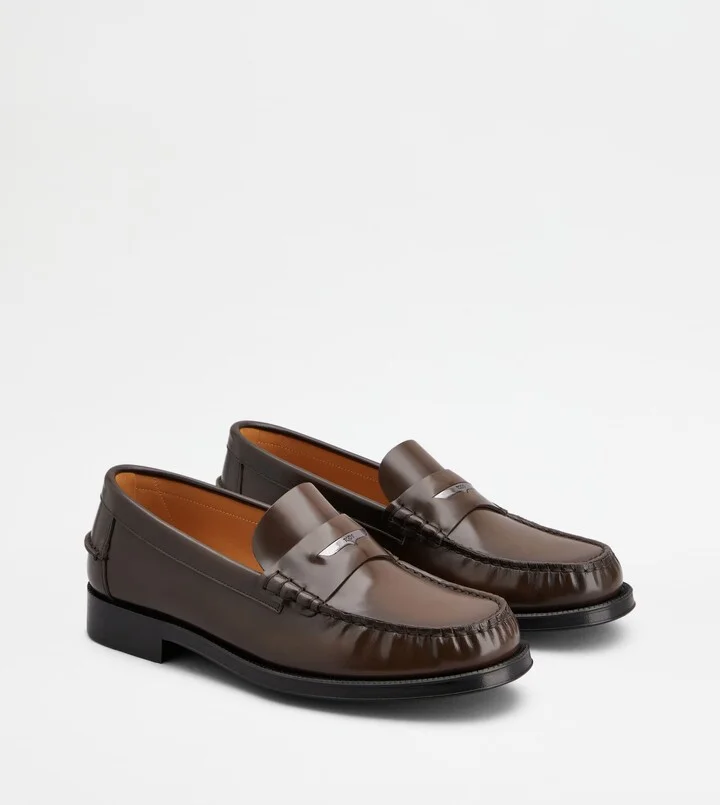 Loafers in Leather - Image 2
