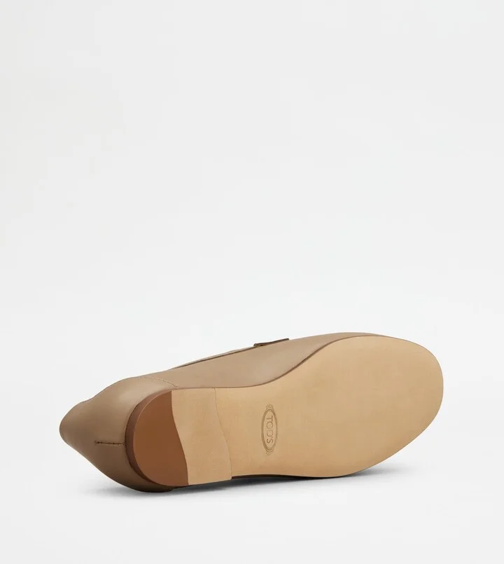 Loafers in Leather - Image 4
