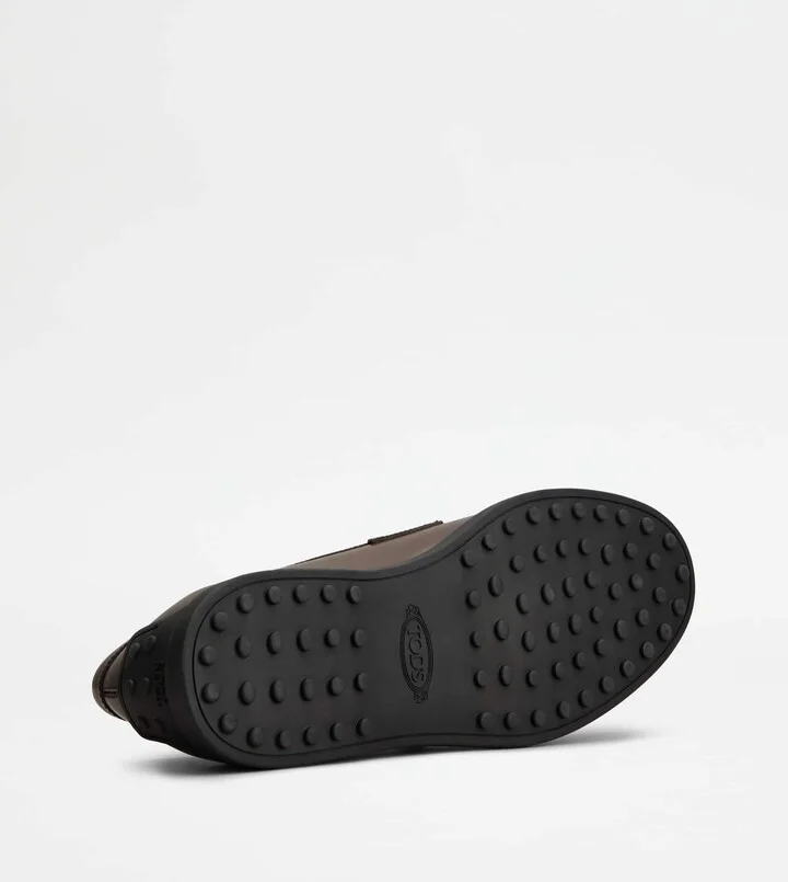 Loafers in Leather - Image 4
