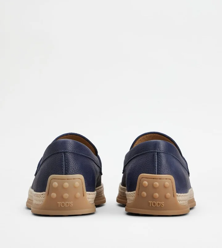 Loafers in Leather - Image 3