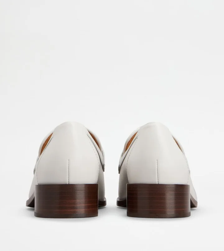 Loafers in Leather - Image 3