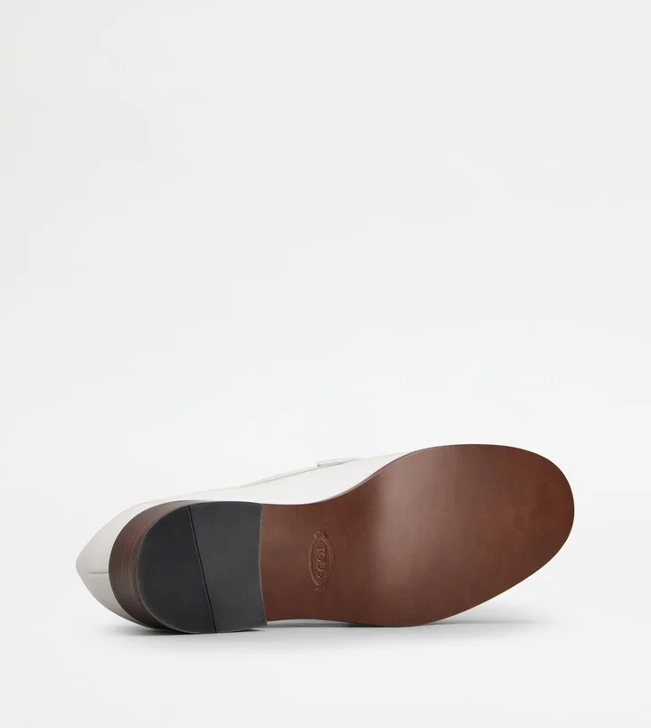 Loafers in Leather - Image 4