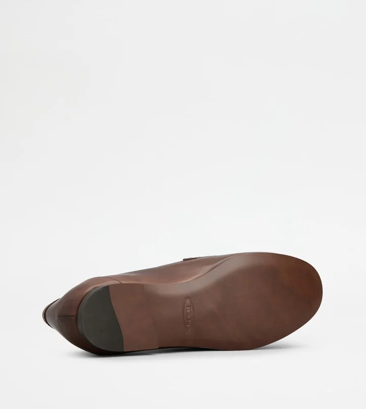Loafers in Leather - Image 4