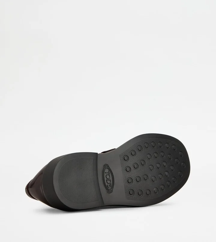 Loafers in Leather - Image 4