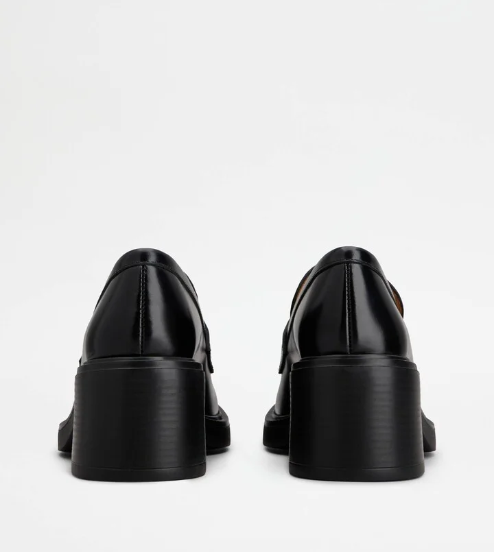 Loafers in Leather - Image 3