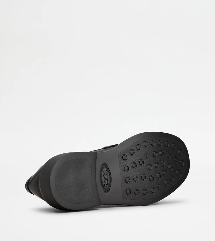Loafers in Leather - Image 4