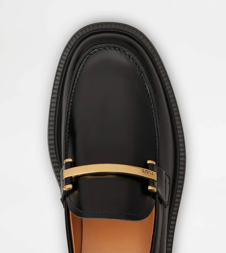 Loafers in Leather - Image 5