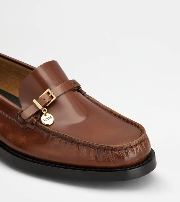 Loafers in Leather - Image 5